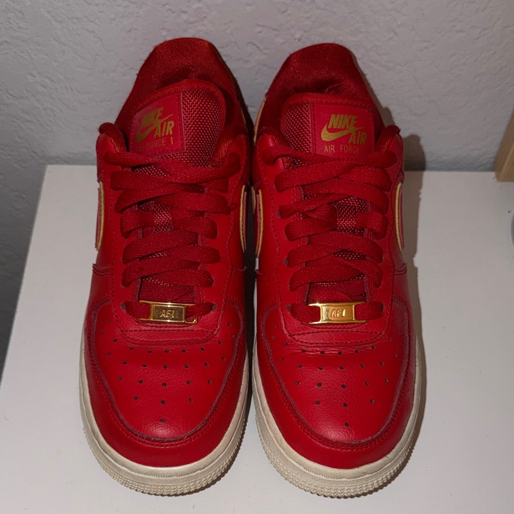 Nike Women’’s 6 Red Sneakers Air force 1